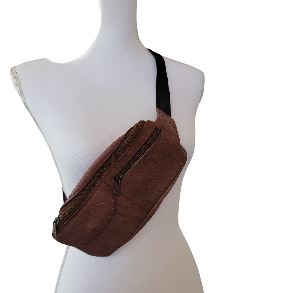 24. Vintage Mundi Distressed Brown Leather Belt Bag Fanny Pack